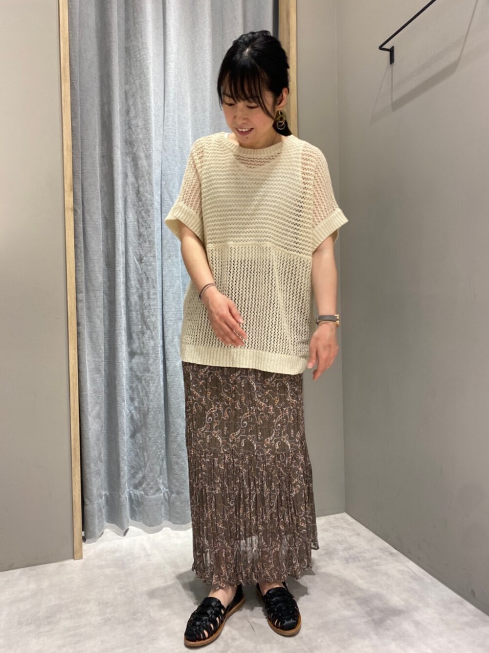 「カジュアルコーデ、夏コーデ、低身長コーデ、オトナカジュアル、MelanCleuge、スカート」｜「Melan Cleugeのアイテム（スカート、ブラウン系）」を使った、てらさん（レディース・153cm）の春コーディネートの1枚目の写真