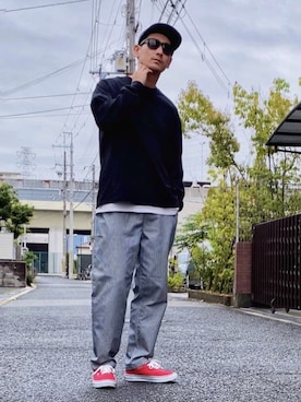 サングラスを使った 赤スニーカー のメンズ人気ファッションコーディネート Wear