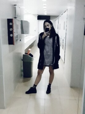 Rhiannon Paradiseさんのコーディネート