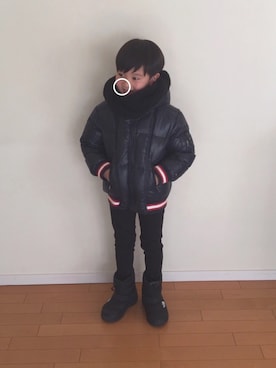 「TOMMY HILFIGER（トミーヒルフィガー）のアイテム（ダウンジャケット/コート）」を使った、Picoさん（キッズ・110cm）の冬コーディネート