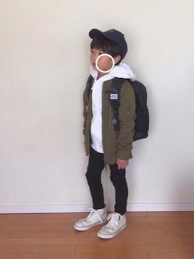 「Right-on（ライトオン）のアイテム（MA-1）」を使った、Picoさん（キッズ・110cm）の冬コーディネート