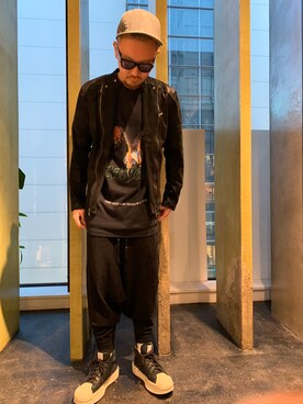 「KMRii（ケムリ）のアイテム（パンツ）」を使った、Shuto Shimanakaさん（メンズ・181cm）の春コーディネート