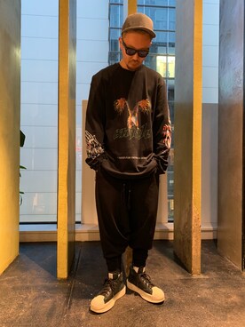 「KMRii（ケムリ）のアイテム（パンツ）」を使った、Shuto Shimanakaさん（メンズ・181cm）の春コーディネート