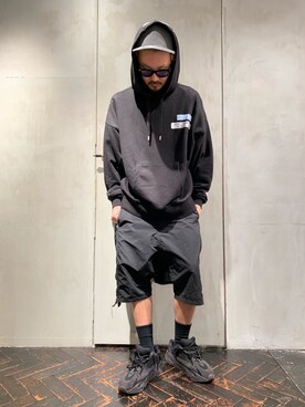 「Guess（ゲス）のアイテム（パーカー）」を使った、Shuto Shimanakaさん（メンズ・181cm）の夏コーディネート