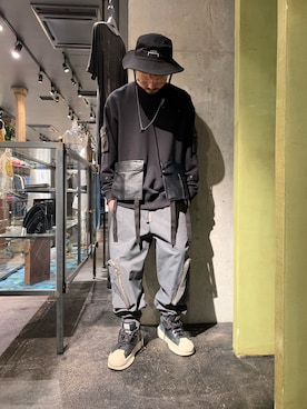 「ROYAL FLASH（ロイヤルフラッシュ）のアイテム（スウェット）」を使った、Shuto Shimanakaさん（メンズ・181cm）の春コーディネート