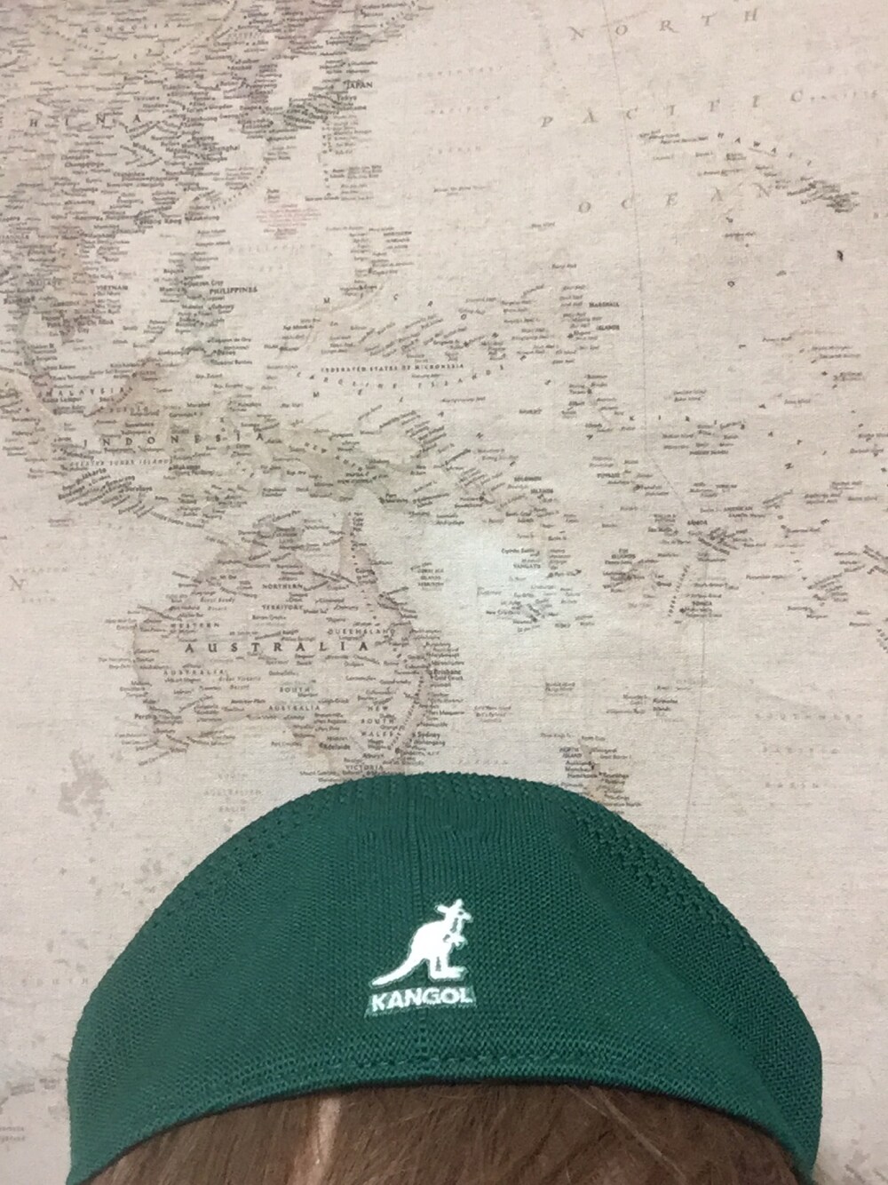 「ハンチング、グリーン、ベレー帽、KANGOL」｜「KANGOLの『TGC着用アイテム』【KANGOL】Tropic 504 Ventair / 【カンゴール】トロピック 504 ベントエアー（ハンチング/ベレー帽、グリーン系）」を使った、小原 慶太さん（メンズ・163cm）の夏コーディネートの1枚目の写真