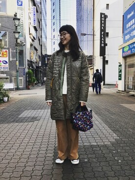 「ボヘミアンズ」｜「アイテム（バッグ）」を使った、YOSHIHARUさん（レディース・168cm）の秋コーディネート