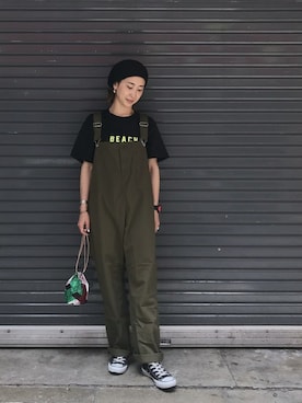 「アイテム（ポーチ、ブラウン系）」を使った、YOSHIHARUさん（レディース・168cm）の春コーディネート