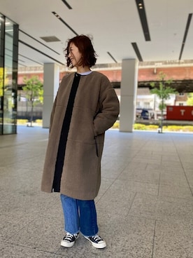 「MANASTASH（マナスタッシュ）のアイテム（ノーカラーコート）」を使った、YOSHIHARUさん（レディース・168cm）の秋コーディネート