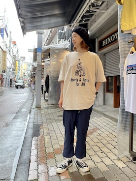 「BEAVER上野」｜「アイテム（スラックス）」を使った、YOSHIHARUさん（レディース・168cm）の春コーディネート