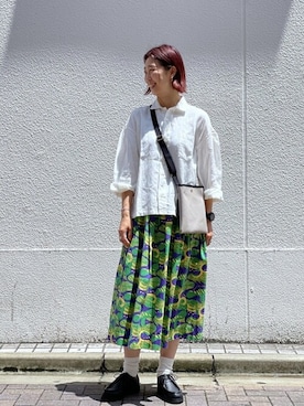 「BRADY」｜「アイテム（モカシン/デッキシューズ）」を使った、YOSHIHARUさん（レディース・168cm）の夏コーディネート