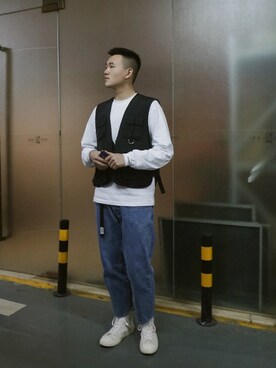 「アイテム（その他シューズ、ホワイト系）」を使った、阳仔nsさん（メンズ・181cm）の冬コーディネート