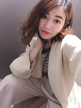 「MAJESTIC LEGON（マジェスティックレゴン）のマルチボーダースクエアトップス（Tシャツ/カットソー、ベージュ系）」を使った、Namiさん（レディース・155cm）の春コーディネート