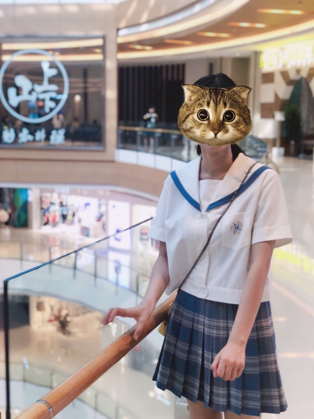 「JK」｜「池园中学のアイテム（シャツ/ブラウス、ブルー系）」を使った、小小2199さん（レディース・163cm）の夏コーディネートの1枚目の写真