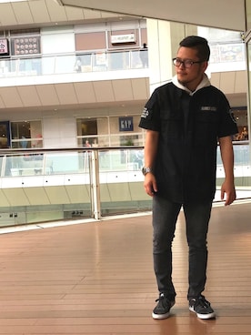 「shirts」｜ᛚᛁᛚᛚᛖ ᛒᛖᚱᛋᛖᚱᚴᚱさん（メンズ・165cm）の春コーディネート