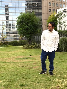 「shirts」｜ᛚᛁᛚᛚᛖ ᛒᛖᚱᛋᛖᚱᚴᚱさん（メンズ・165cm）の秋コーディネート
