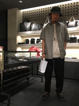 「B'2nd（ビーセカンド）のアイテム（パンツ）」を使った、大空さん（メンズ・177cm）の春コーディネート