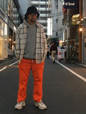 「LUSOR（ルーソル）のアイテム」を使った、大空さん（メンズ・177cm）の秋コーディネート