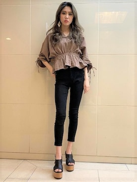 「EGOIST（エゴイスト）のアイテム（Tシャツ/カットソー）」を使った、EGOIST staffさん（レディース・165cm）の春コーディネート