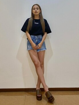 「EGOIST（エゴイスト）のアイテム（Tシャツ/カットソー）」を使った、EGOIST staffさん（レディース・155cm）の夏コーディネート