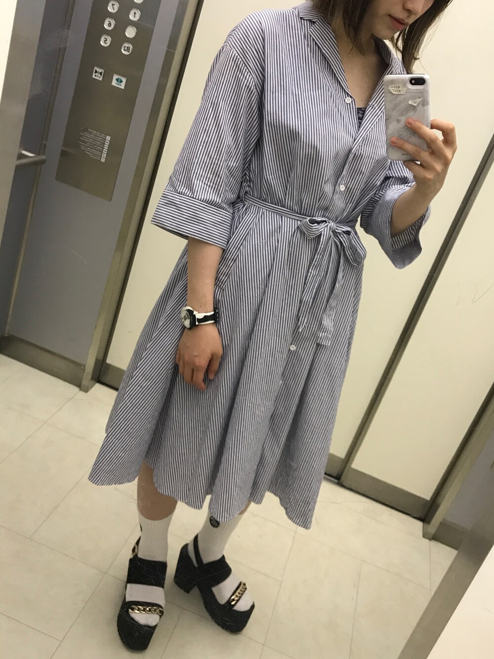 「夏コーデ、ストライプ、ストライプシャツ、murua、サンダル、サンダルに靴下、シンプル、オトナカジュアル、MARC BY MARC JACOBS、ラフ」｜「instagram🏃🏃のアイテム（その他、その他）」を使った、m o e○▲□さん（レディース・161cm）の夏コーディネートの1枚目の写真