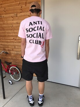 「ANTI SOCIAL SOCIAL CLUB（アンチソーシャルソーシャルクラブ）のアイテム（Tシャツ/カットソー、ピンク系）」を使った、ハヤさん（メンズ・172cm）の春コーディネート