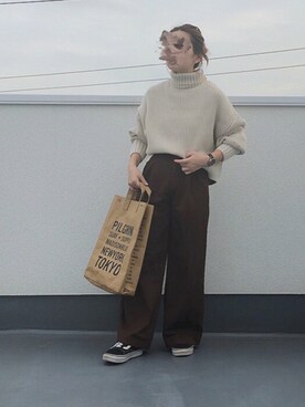「DHOLIC（ディーホリック）のワイドストレートパンツ（その他パンツ）」を使った、chanpekoさん（レディース・153cm）の秋コーディネート
