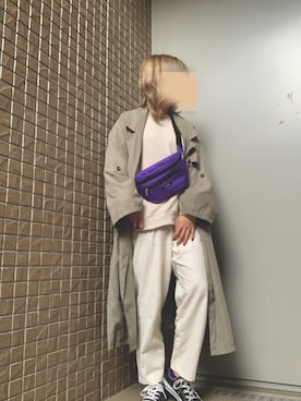 「オールホワイト」｜「アイテム（トレンチコート）」を使った、マナさん（レディース・153cm）の春コーディネート