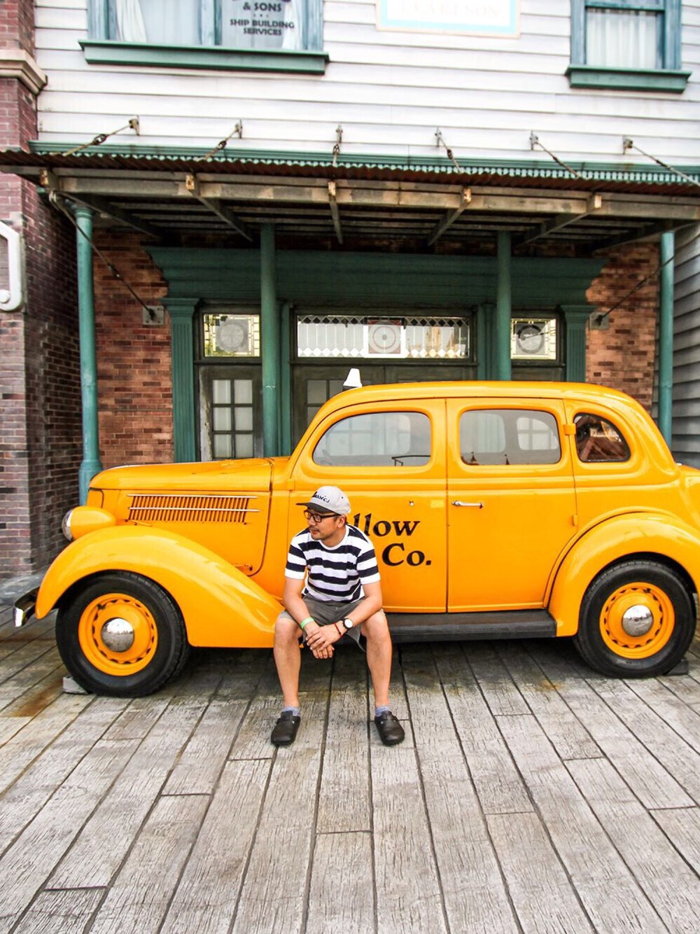 「 VINTAGE MILLITARY TEE、vintage、vintage style」｜「yellowのアイテム（その他、イエロー系）」を使った、Risさん（メンズ・178cm）の冬コーディネートの1枚目の写真