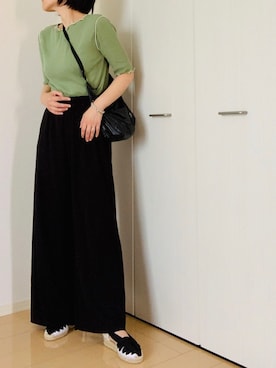 「メロートップス」｜「アイテム（アクセサリー）」を使った、はなさん（レディース・156cm）の春コーディネート