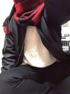 「ジーユー」｜「アイテム（MA-1）」を使った、楓🐾さん（メンズ・156cm）の冬コーディネート