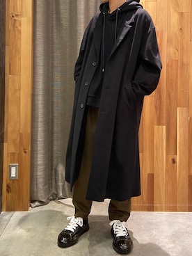「ロイヤルフラッシュ」｜「アイテム（トレンチコート）」を使った、ゆうきさん（メンズ・174cm）の秋コーディネート
