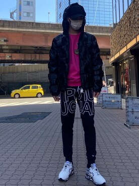 「1piu1uguale3 RELAX（ウノピュウノウグァーレトレリラックス）のアイテム（スウェットパンツ）」を使った、ゆうきさん（メンズ・174cm）の冬コーディネート