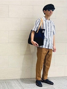 「アイテム（サンダル、ブルー系）」を使った、佐藤さん（メンズ・170cm）の夏コーディネート