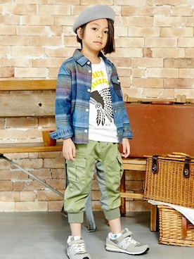 「KRIFF MAYER」｜「アイテム（ハンチング/ベレー帽）」を使った、KRIFF MAYERさん（キッズ・110cm）の春コーディネート