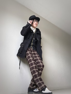 「FRED PERRY（フレッドペリー）のアイテム（カーディガン/ボレロ）」を使った、TATOOyaさん（メンズ・174cm）の秋コーディネート