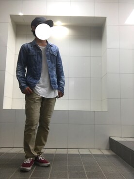 「アイテム（スニーカー）」を使った、ASAKIさん（メンズ・163cm）の秋コーディネート