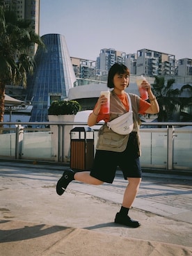 「工装」｜「アイテム（ジャケット/アウター）」を使った、Joey Lauさん（レディース・155cm）の春コーディネート