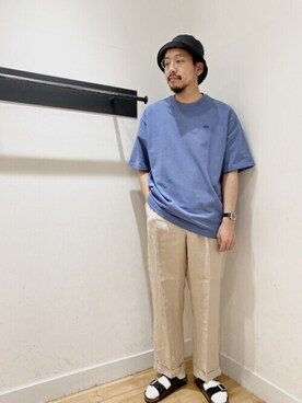 「URBAN RESEARCH DOORS（アーバンリサーチドアーズ）のハードマンズリネン 2タックトラウザー（その他パンツ）」を使った、ながたさん（メンズ・178cm）の春コーディネート
