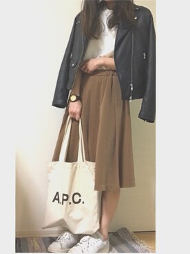 「green label relaxing（グリーンレーベルリラクシング）のアイテム（ライダースジャケット）」を使った、a ✩︎⡱さん（レディース・160cm）の春コーディネート
