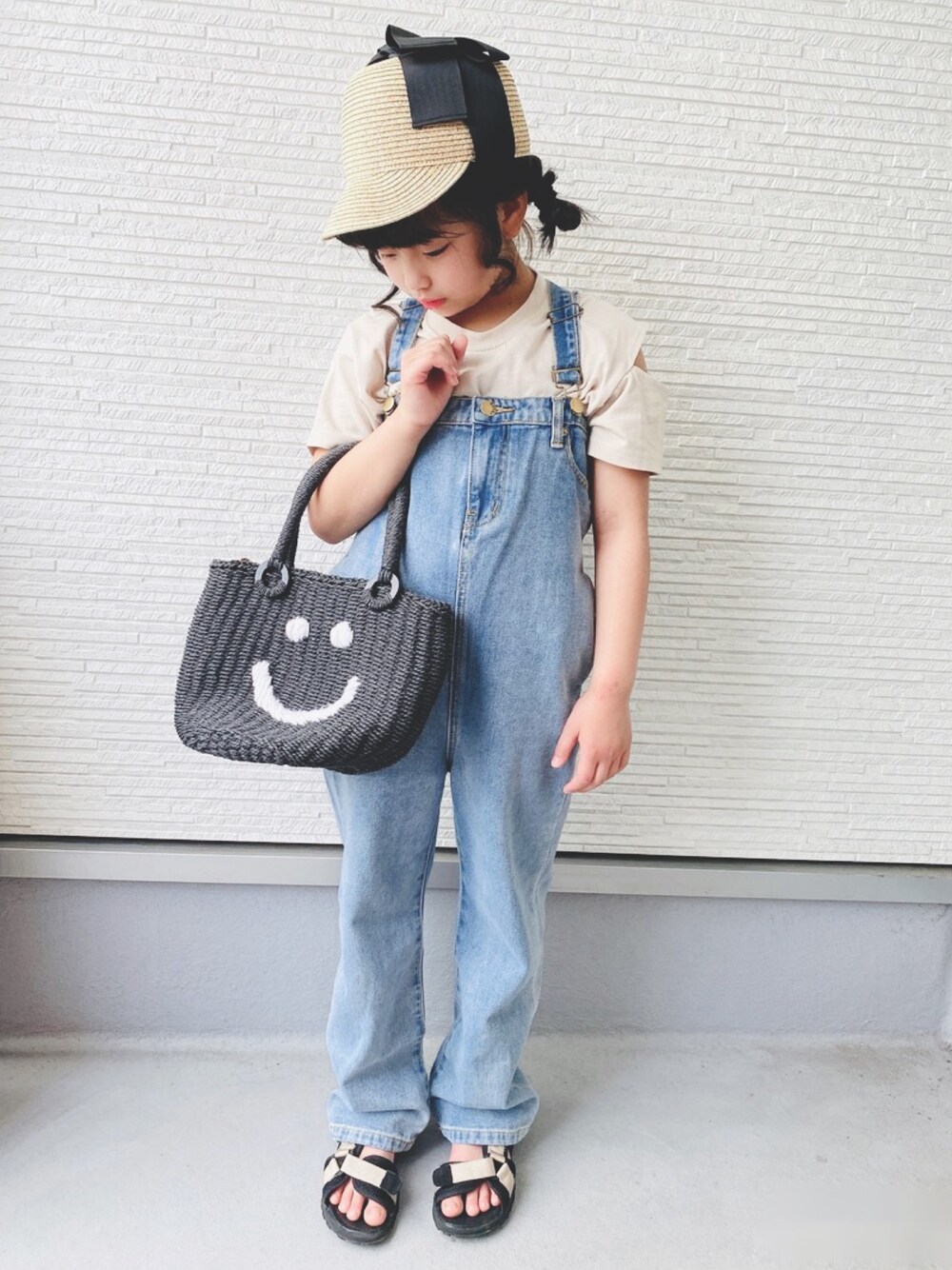 「キッズコーデ、kids、春夏コーデ、小学生、ゆるコーデ」｜「BRANSHESのトップリボンキャップ（キャップ、ブラック系）」を使った、Yunn * さん（キッズ・126cm）の春コーディネートの1枚目の写真