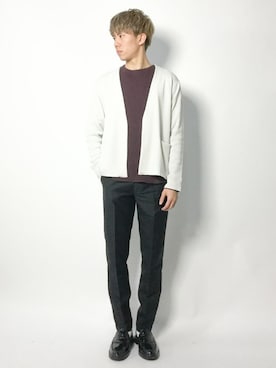 「オフホワイト」｜「アイテム（チノパンツ）」を使った、Ryoさん（メンズ・173cm）の冬コーディネート