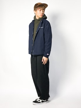 「Champion（チャンピオン）のアイテム（ナイロンジャケット）」を使った、Ryoさん（メンズ・173cm）の冬コーディネート