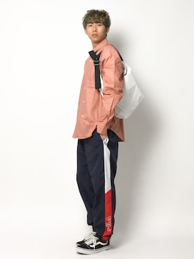 「FILA（フィラ）のアイテム（パンツ）」を使った、Ryoさん（メンズ・173cm）の春コーディネート