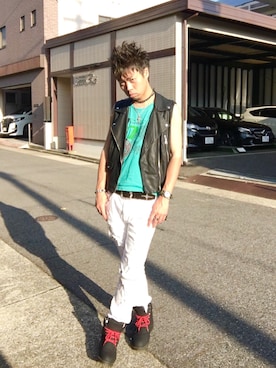 「FOREVER 21（フォーエバー トゥエンティーワン）のアイテム（ベスト）」を使った、SHINSUKEさん（メンズ・179cm）の夏コーディネート