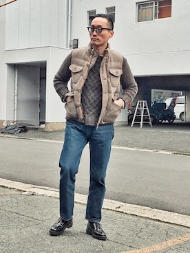 「アイテム（トップス、ブラウン系）」を使った、Leeさん（メンズ・174cm）の冬コーディネート