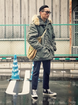 「H&M（エイチ・アンド・エム）のアイテム（パンツ）」を使った、Leeさん（メンズ・174cm）の冬コーディネート