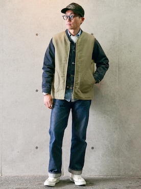 「アイテム（ベスト）」を使った、Leeさん（メンズ・174cm）の冬コーディネート