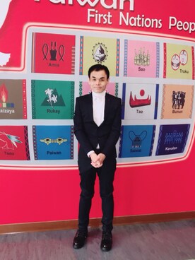 「NEIL BARRETT（ニールバレット）のアイテム（フォーマルスーツ/小物）」を使った、Martiniさん（メンズ・172cm）の冬コーディネート