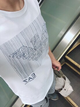 「EMPORIO ARMANI（エンポリオアルマーニ）のアイテム（Tシャツ/カットソー、ホワイト系）」を使った、Martiniさん（メンズ・172cm）の夏コーディネート